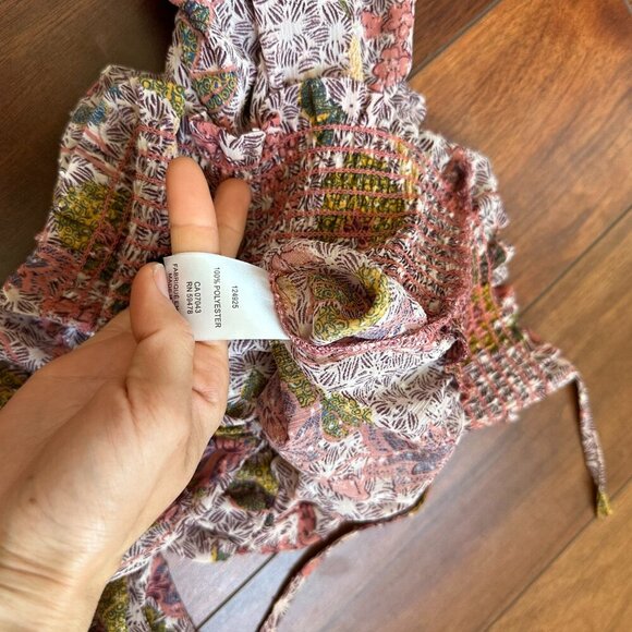 Joie Smocked Pink Floral Sheer Top Size Small - Picture 4 of 7